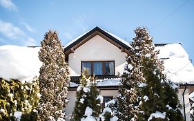 Apartamenty przy Pensjonacie Zdrojowym